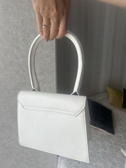 Продам модну сумочку)