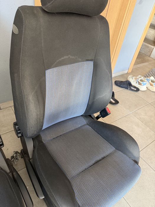 Vendo bancos golf iv