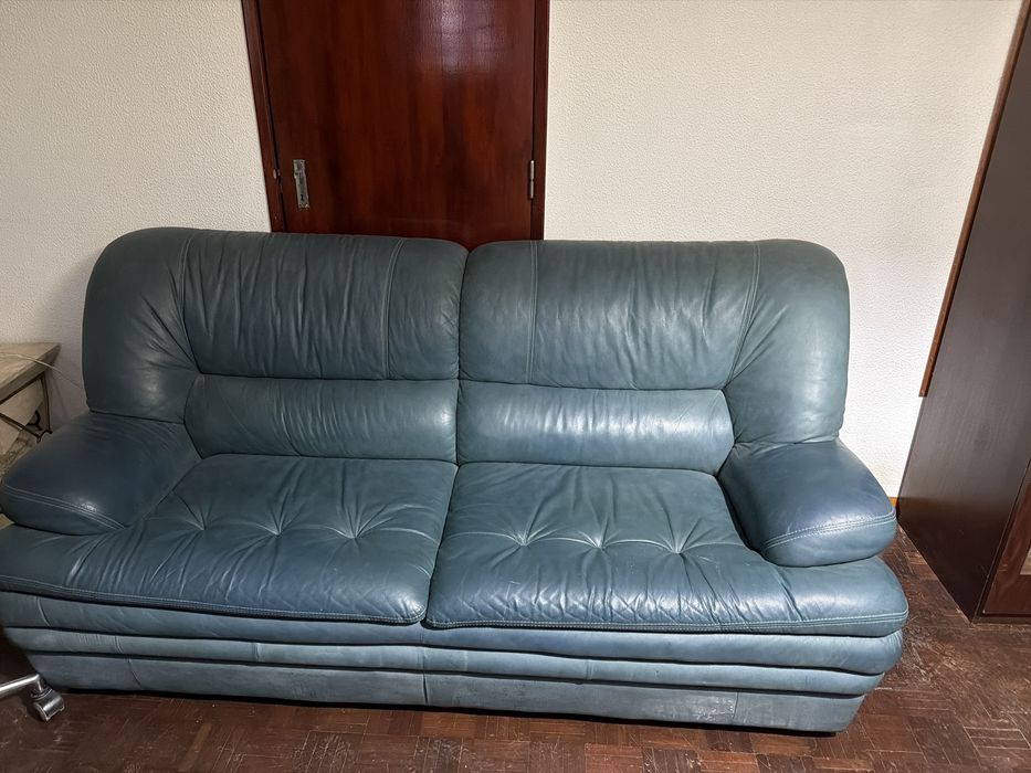 Conjunto de sofas de pele