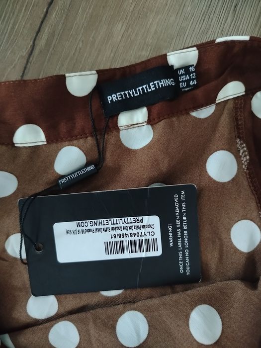 Asymetryczna sukienka PrettyLittleThing 44