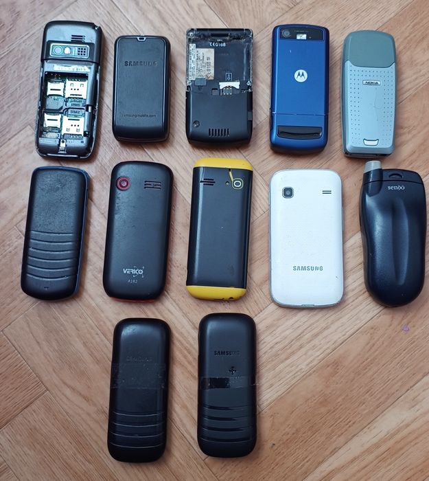 Телефони б/у вживанні, неробочі