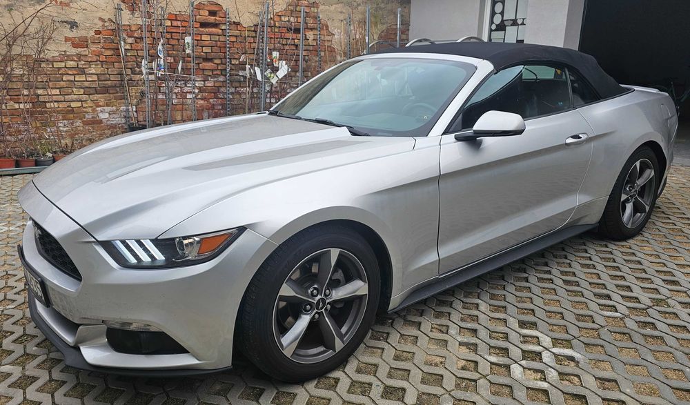 Ford Mustang CABRIOLET 2,3 EcoBoost  (VI, generacja 2016)