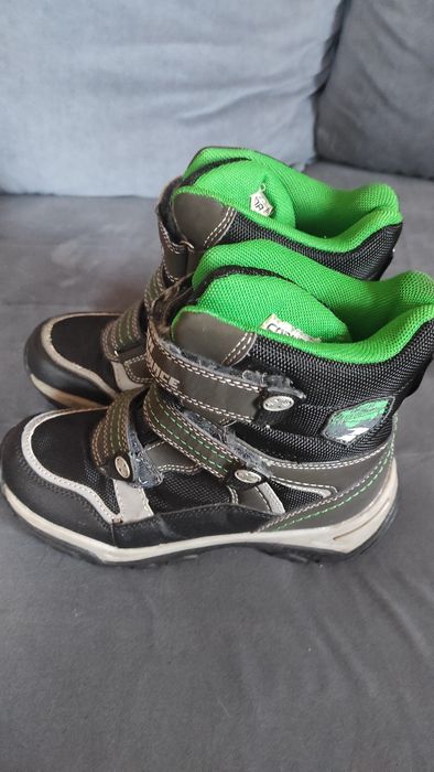 Buty zimowe chłopięce rozm. 34