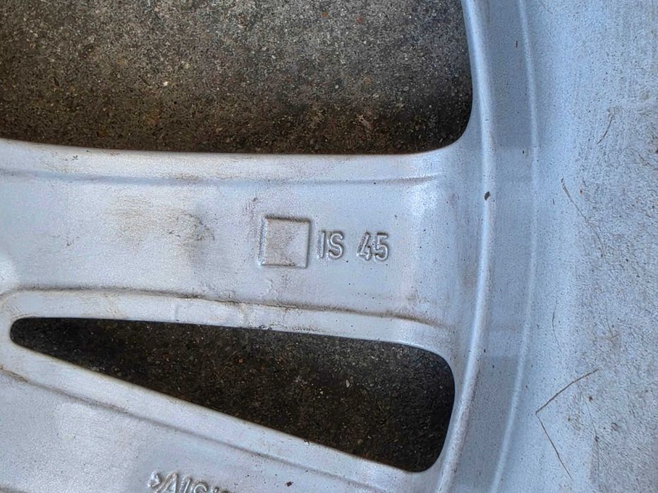 Jantes originais BMW 18" 5x120 com Pneus 225.40.18