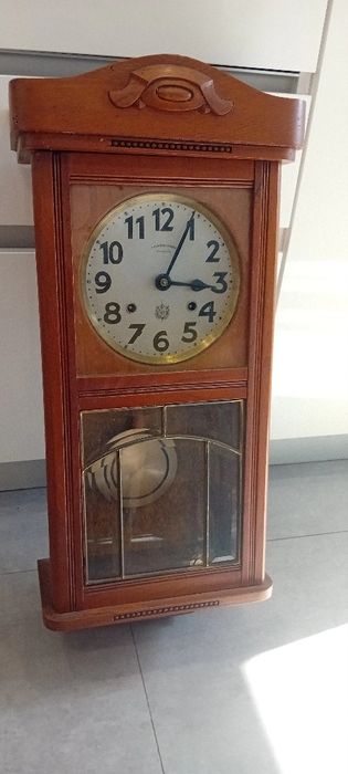 Relogio de parede da marca a boa reguladora