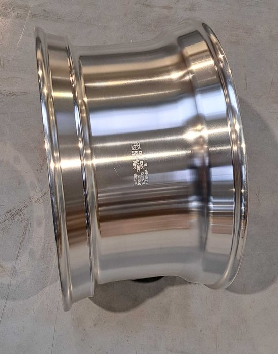 Kuta felga aluminiowa POMLEAD 22,5x11,75 ET120 POM-NANO otw.26mm