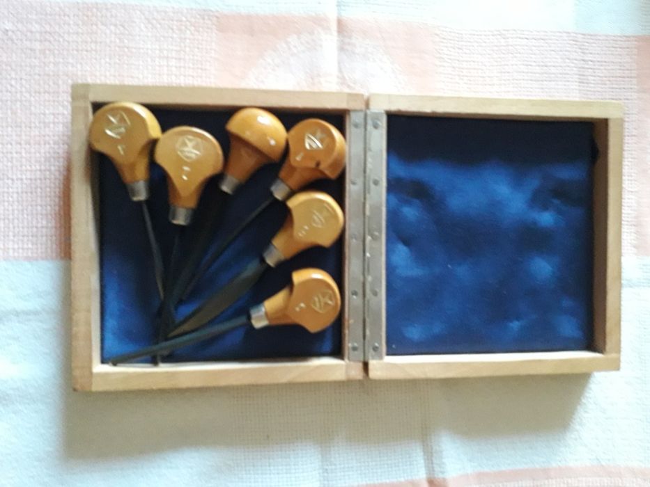 Резцы по дереву новые, со знаком качества