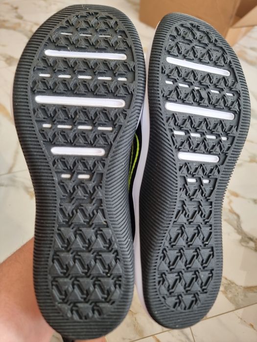 Оригінал 100% Кросівки Nike MC Trainer EUR 41