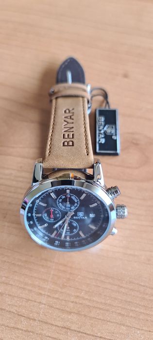 Relogio de pulso masculino novo Benyar com caixa
