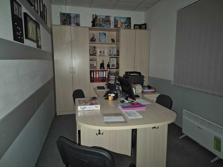 200м2 центр магазин дитячого одягу, іграшок з товаром