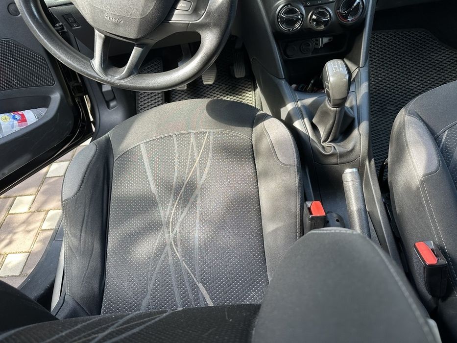 2013 Peugeot 208