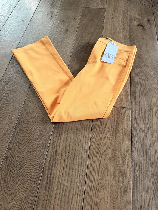 Spodnue damskie Zara