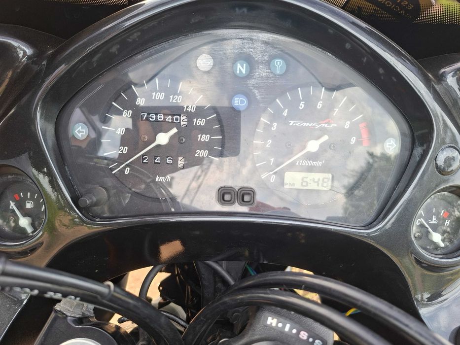 Honda Transalp 650