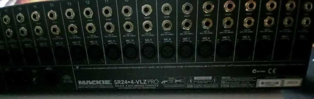 Mesa de som Mackie SR24.4 VLZ Pro