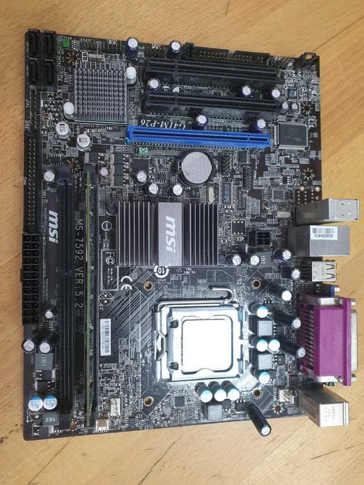 Материнская плата MSI MS-7592 Ver 5.2/ Pentium E5700 3Ghz/ DDR3 4Gb