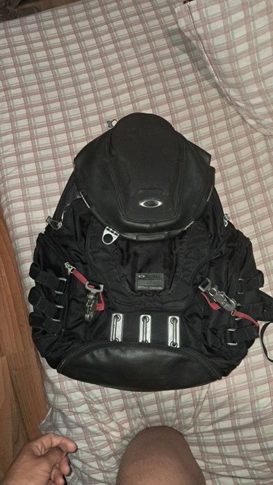 Mochila oakley kitchen