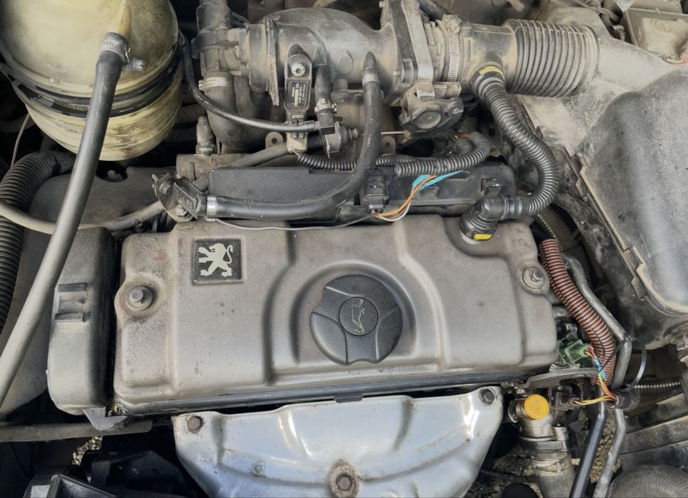 Peugeot 206 (1998-2008) 1.6 I двигун в зборі розбираю