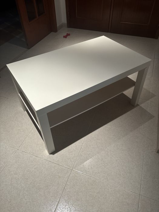 Mesa de centro branca