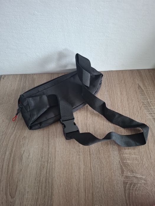 Saszetka nerka Cropp balaclava