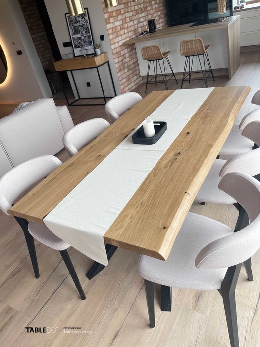 Stół dębowy z litego drewna rozkładany Typ Pająk OFLIS  Producent