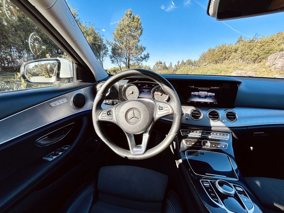 Mercedes E 220 carrinha 194cv caixa 9