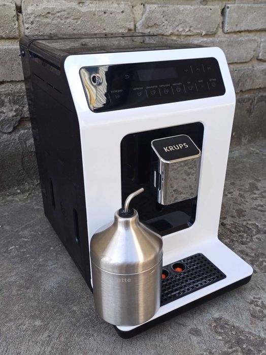 Кавомашина кавоварка KRUPS Evidence Plus EA894T10 біла з молочником
