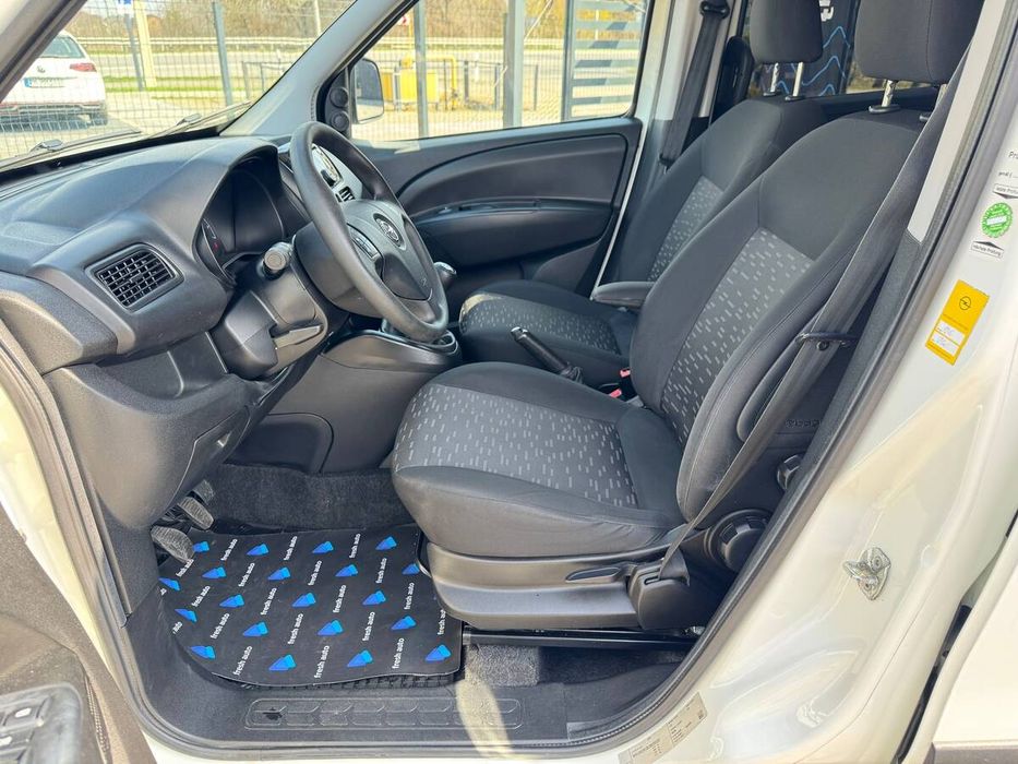 Opel Combo 2018 freshauto