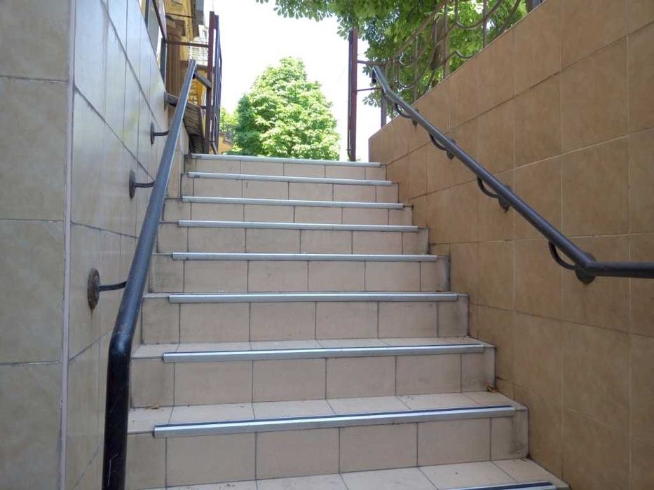 Аренда Сдам Паб 180м² Фасад Бунина,33/ пер Красный/ Кальян Караоке Бар