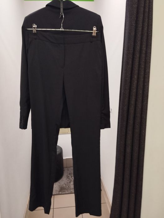 Продам классический костюм