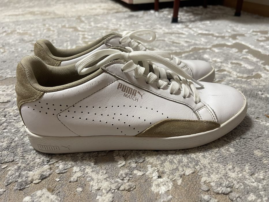 Біли шкіряні кеди Puma