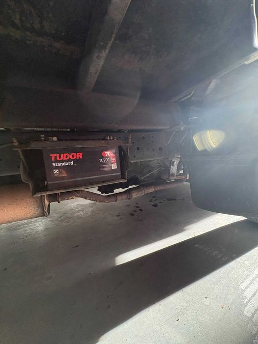 Carrinha Isuzu Caixa Aberta 1993 – 430.000 km – Venda no estado atual
