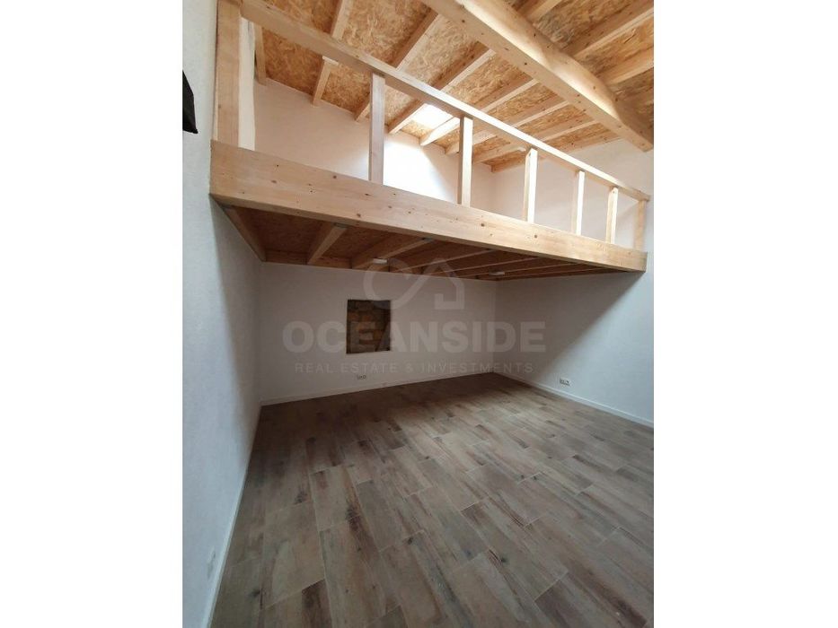 Moradia T1+1 com terraço e zona exterior de convívio