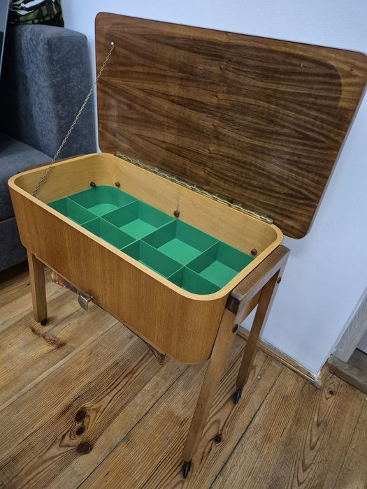 Vintage mobilna szafka niciak 1960 rok