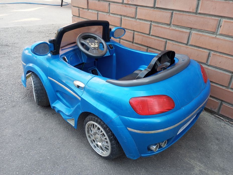 Продам Электромашину Детскую