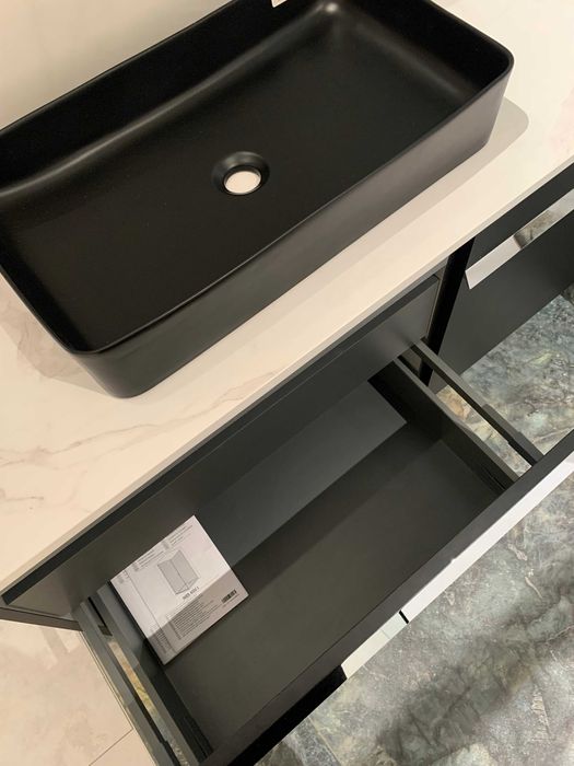 Elita moody szafka łazienkowa + blat + nogi