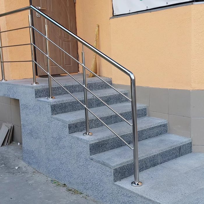 Перила з нержавіючої сталі