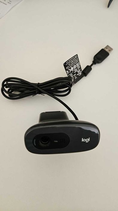 Webcam Logitech C270 - em bom estado