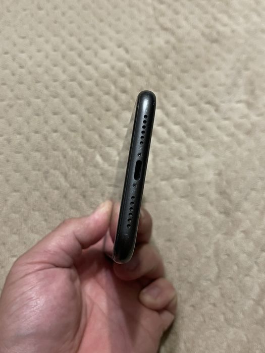iPhone 11 64gb один власник