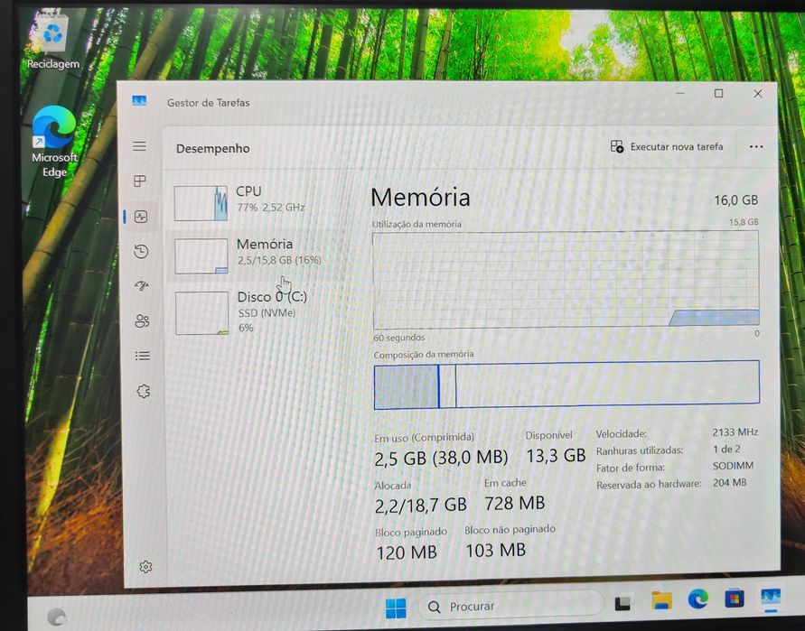 Portátil Fujitsu Life book U748 14" i5 7th 16GB RAM 512GB SSD NVME