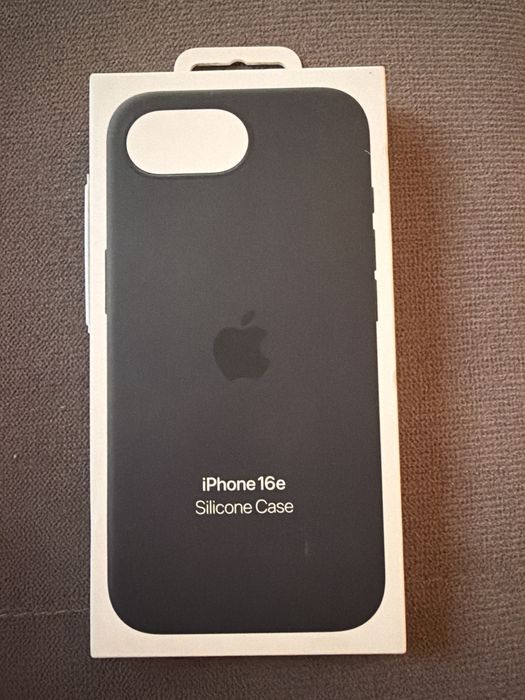 Apple Silikonowe Etui Iphone 16E Czarny