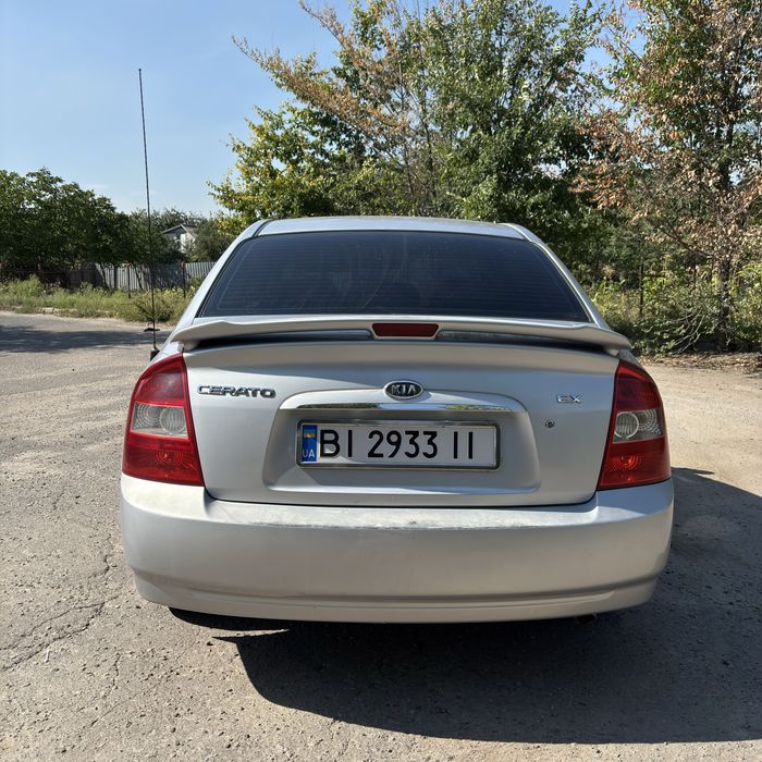 Kia Cerato 1 2005