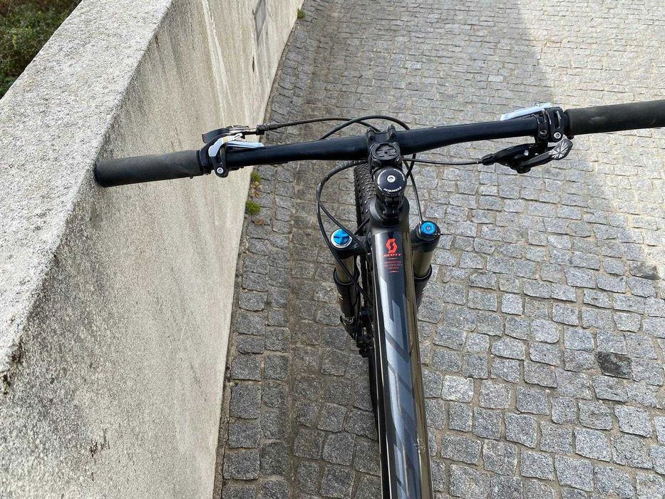 bicicleta de btt roda 29 em carbono