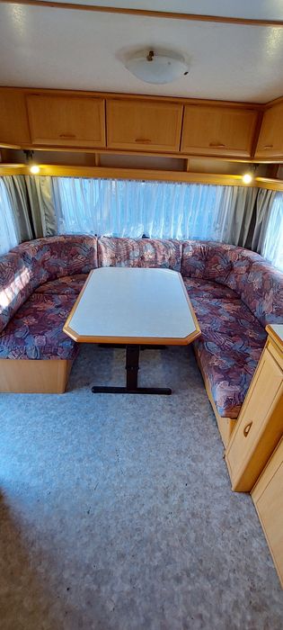 караван кемпінг  будинок на колесах причіп дача