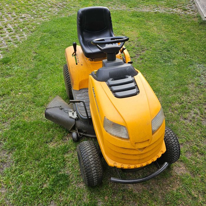 Traktorek ogrodowy STIGA Estate Tornado, silnik Briggs & Stratton