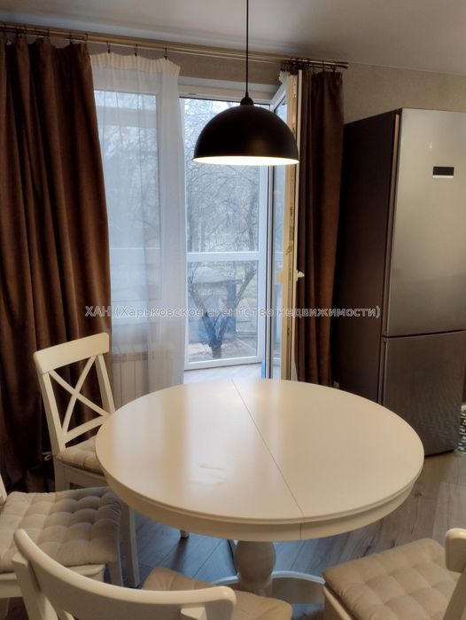 АН Продам 3 кв. П.Поле, м."23 Августа". Евроремонт.42000.Д57.