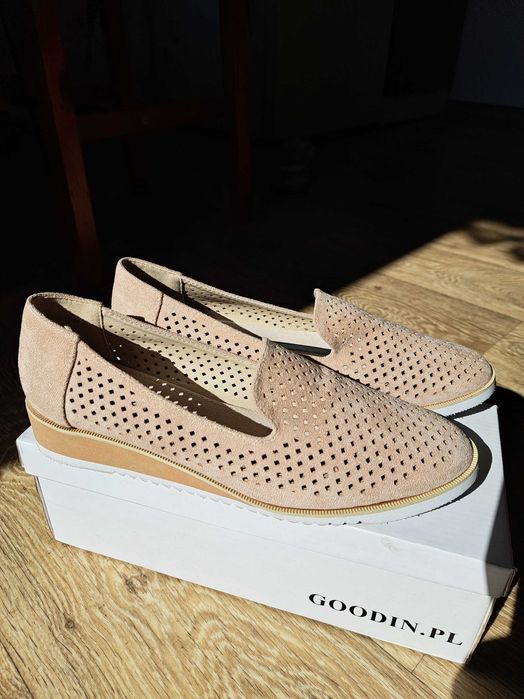 Buty damskie wygodne  rozmiar 39