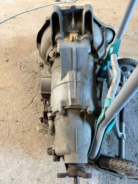 Caixa de Velocidades para Mercedes Benz 300D - 1977-1984