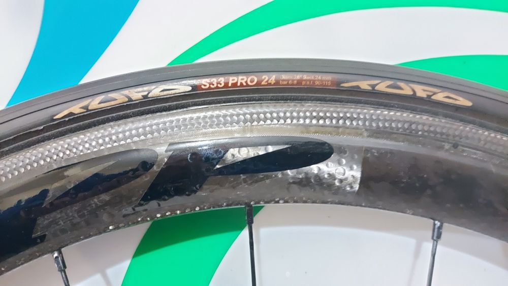 Rodas Zipp 303 e 202 carbono