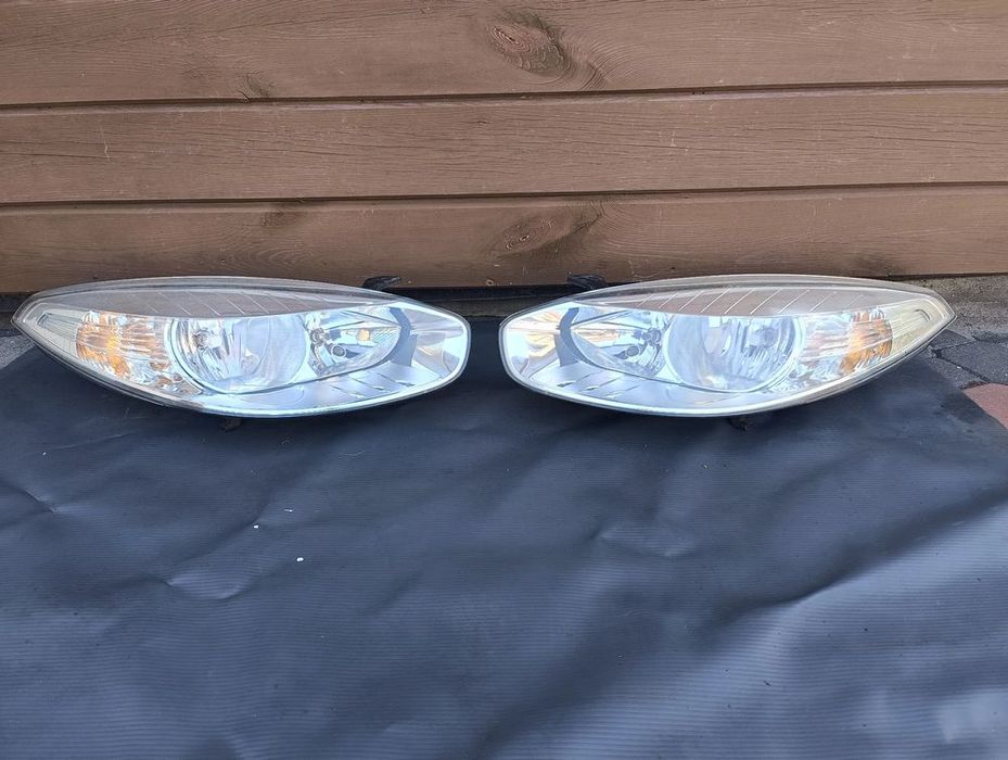 reflektor prawy lewy renault fluence 09-12. 260100076r 260600078r