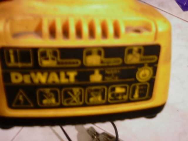 chave de impacto a bateria dewalt dw059